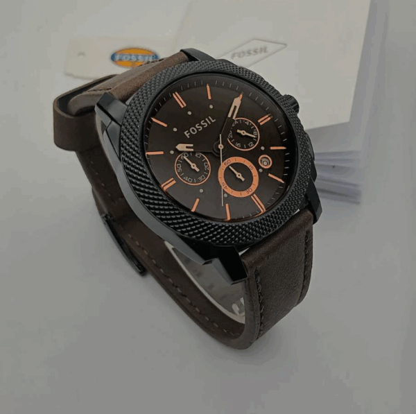 Fossil chronograph men’s watch with a dark dial and leather strap