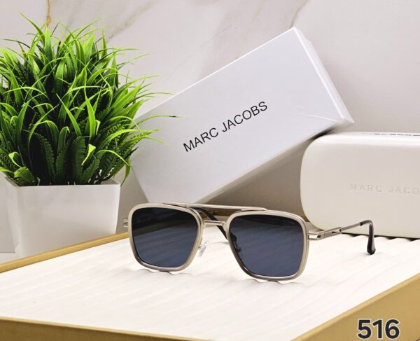 MARC JACOBS