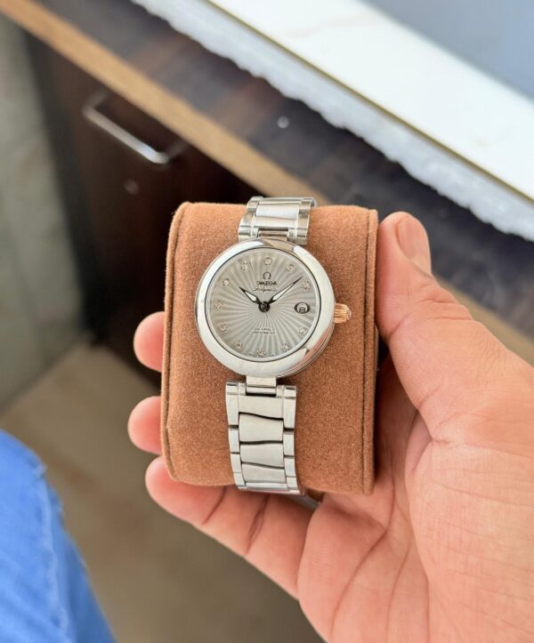 OMEGA LADYMATIC