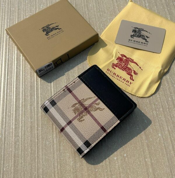 BURBERRY WALLET
