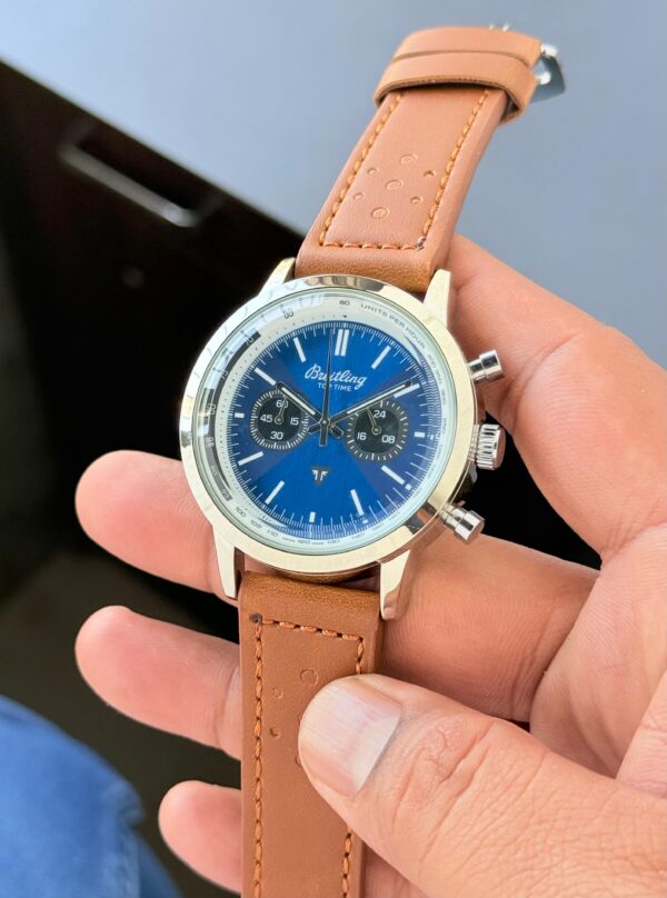 Legendary collection by Breitling. Top Time watches are considered to be one of the world's true iconic pilot watches made. ✅